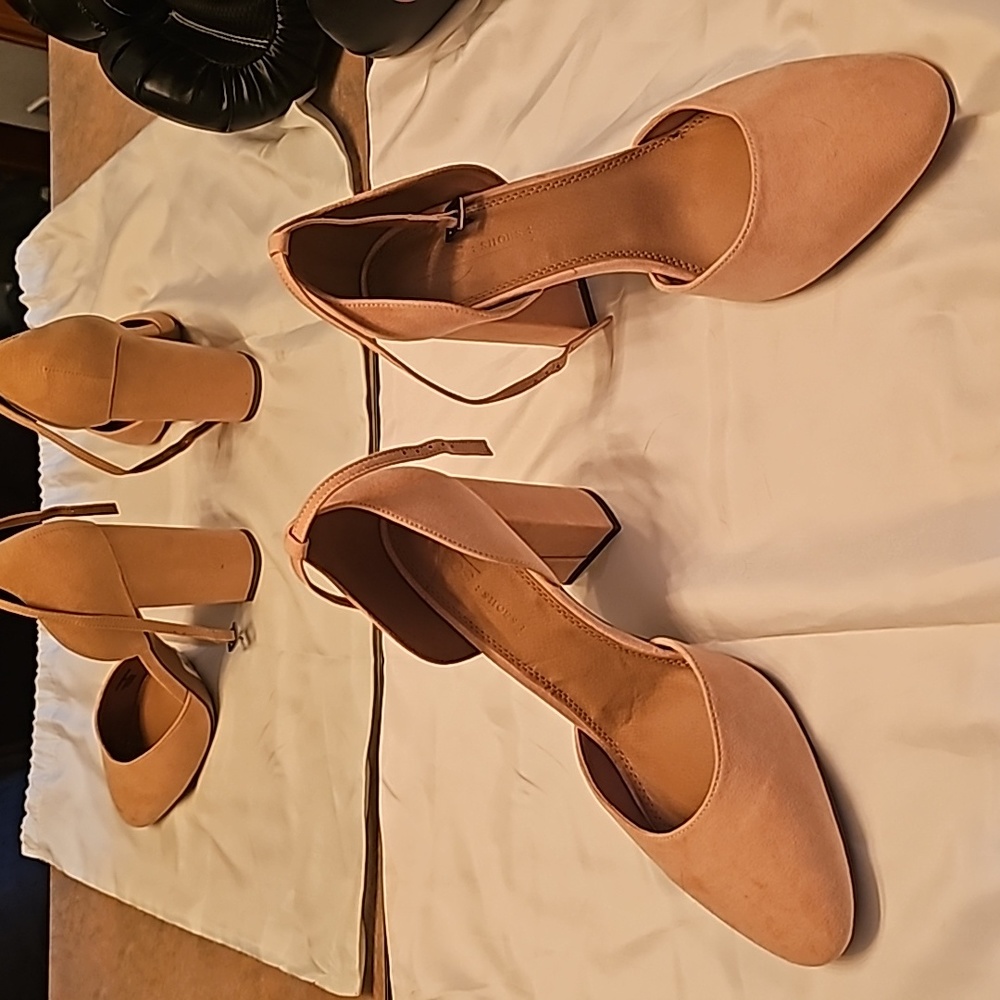 New, No Tags Heels